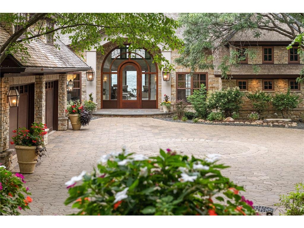 20630 Linwood Road, Deephaven, MN, 55331 MLS 7732452 Edina Realty