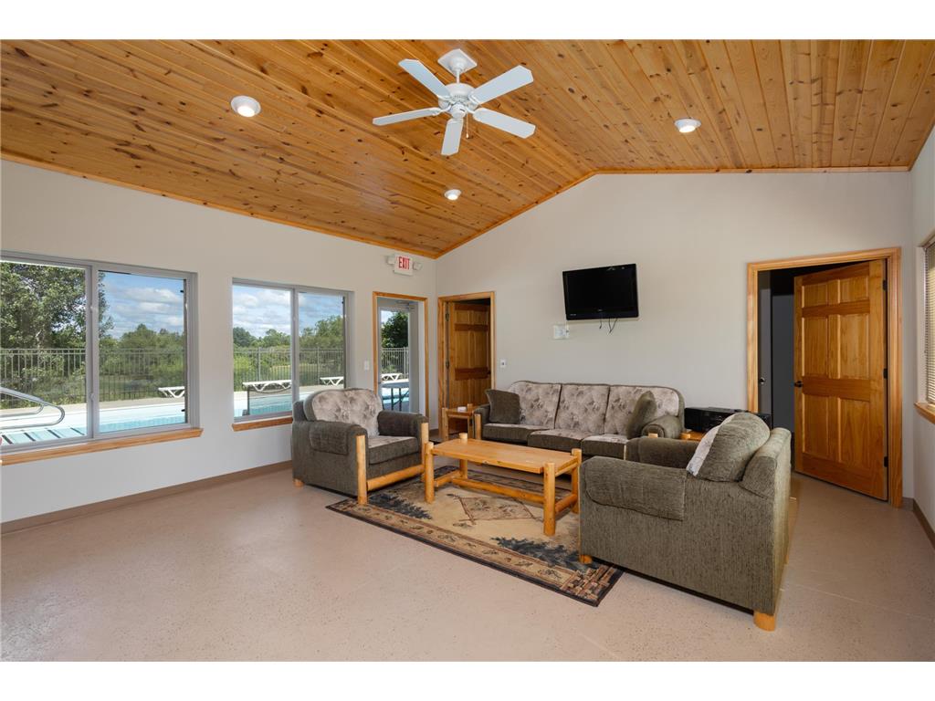 20633 County Highway 21 Detroit Lakes MN 56501 - Little Floyd 6758341 image46