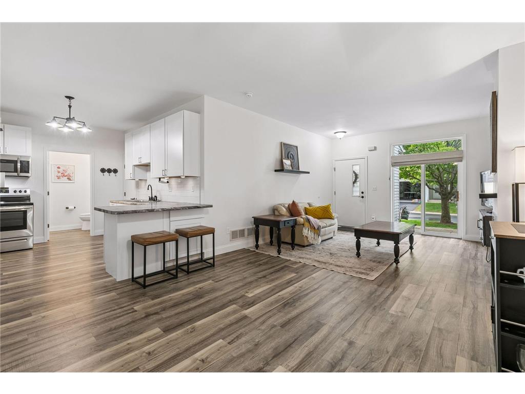 2064 Parkway Avenue Shakopee MN 55379 7080100 image10