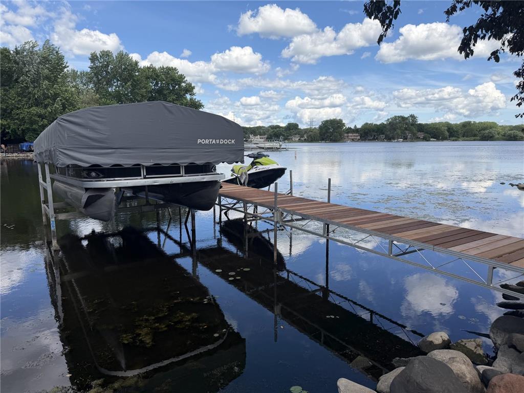 2065 Long Lake Road New Brighton MN 55112 - Long Lake 7011109 image1