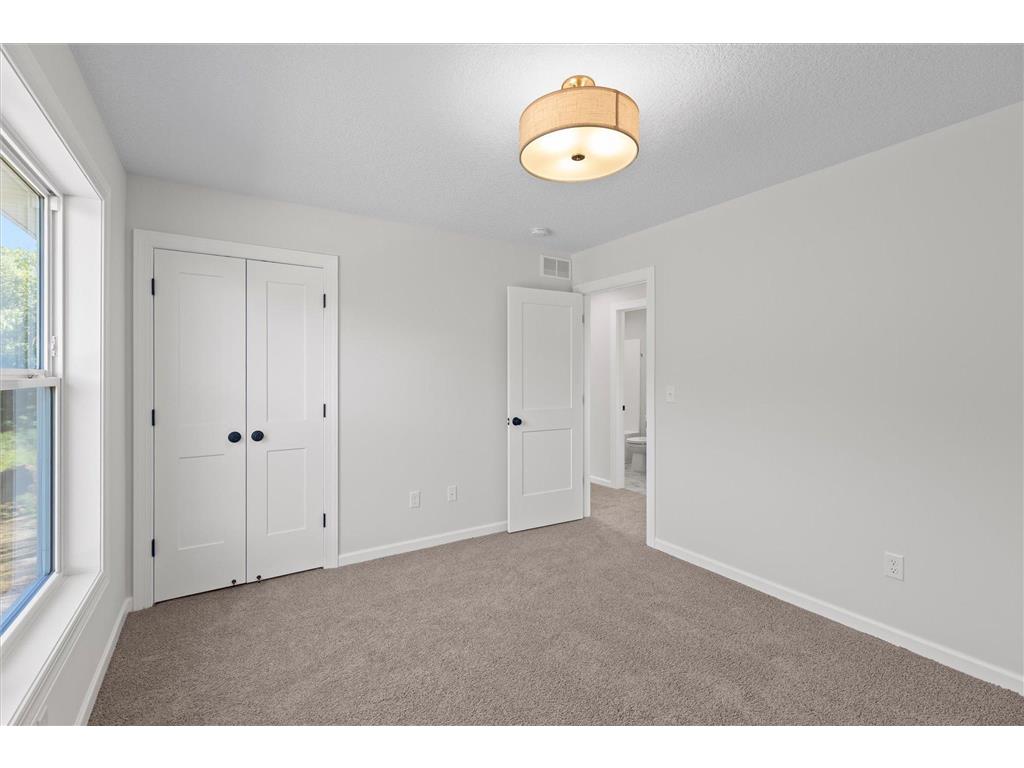 2065 Lusitano Street Shakopee MN 55379 6726763 image18