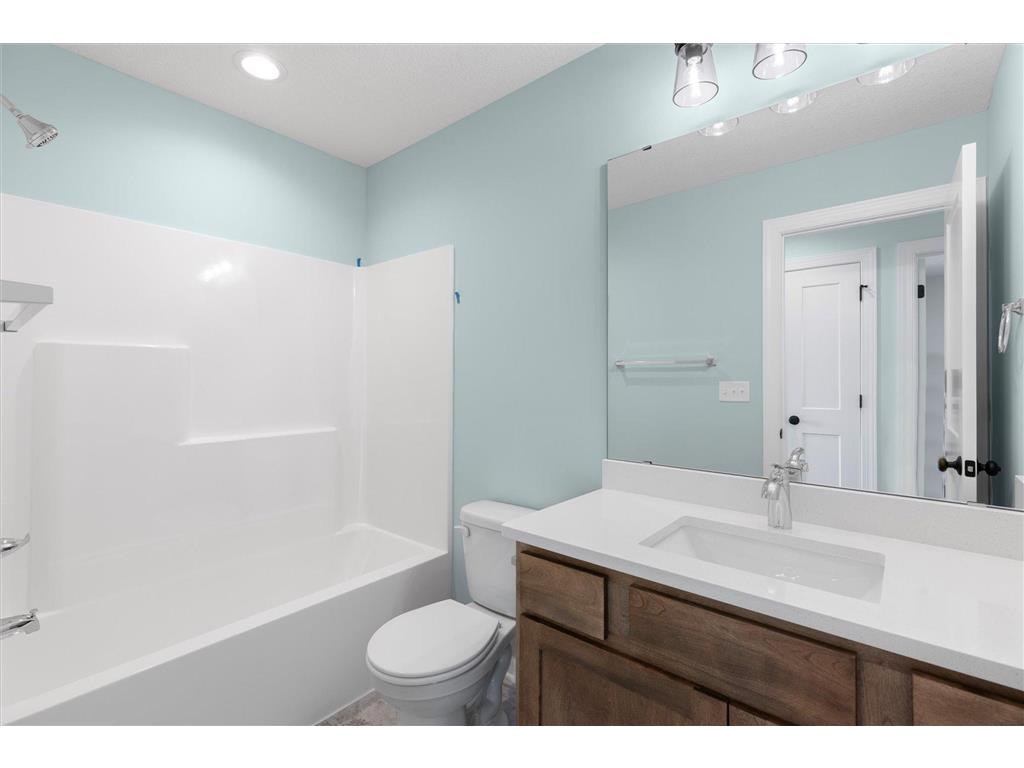 2065 Lusitano Street Shakopee MN 55379 6726763 image19