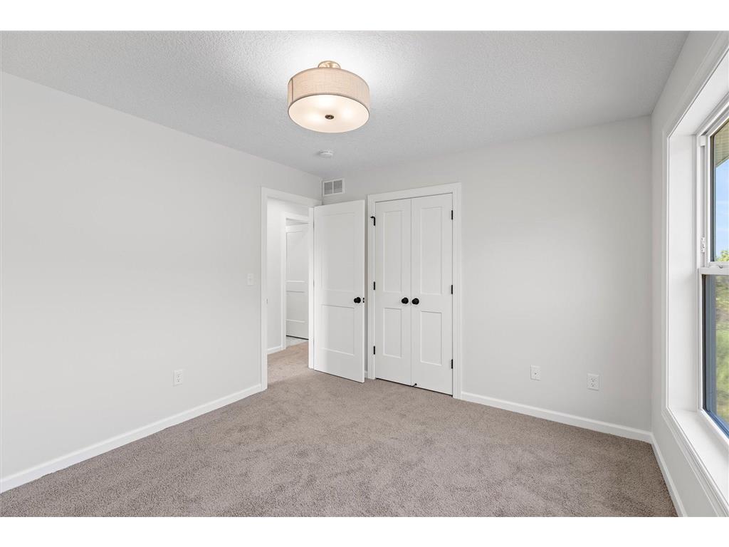 2065 Lusitano Street Shakopee MN 55379 6726763 image21