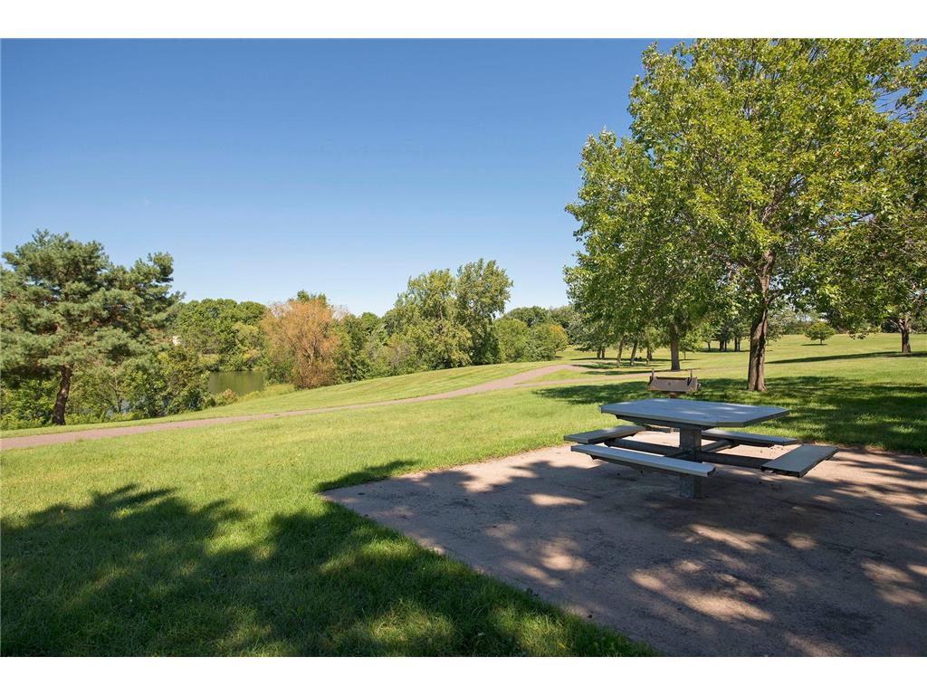 2065 Woodlynn Avenue Maplewood MN 55109 6769215 image44