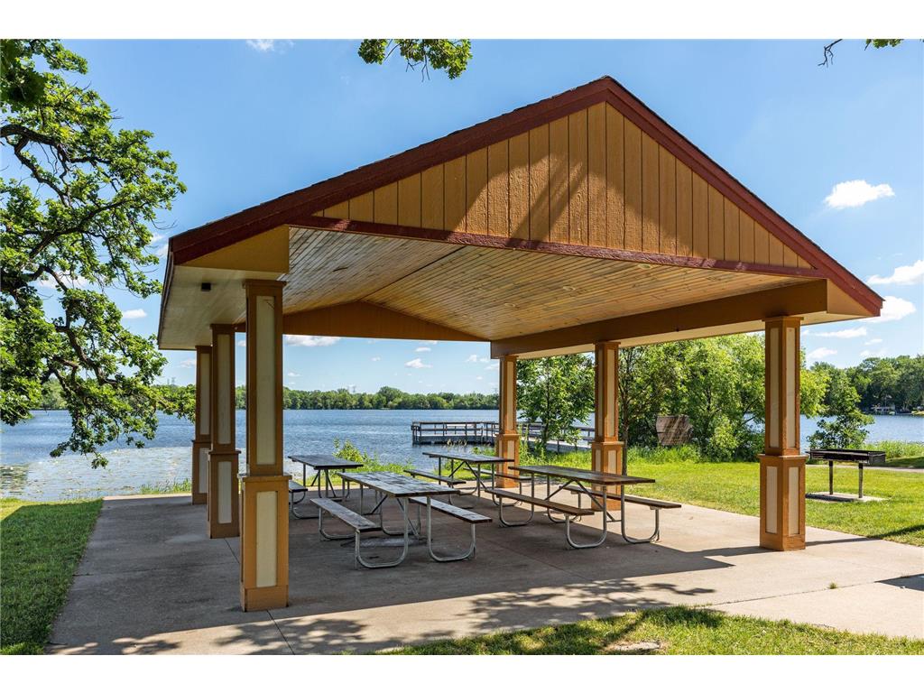 2065 Woodlynn Avenue Maplewood MN 55109 6769215 image51