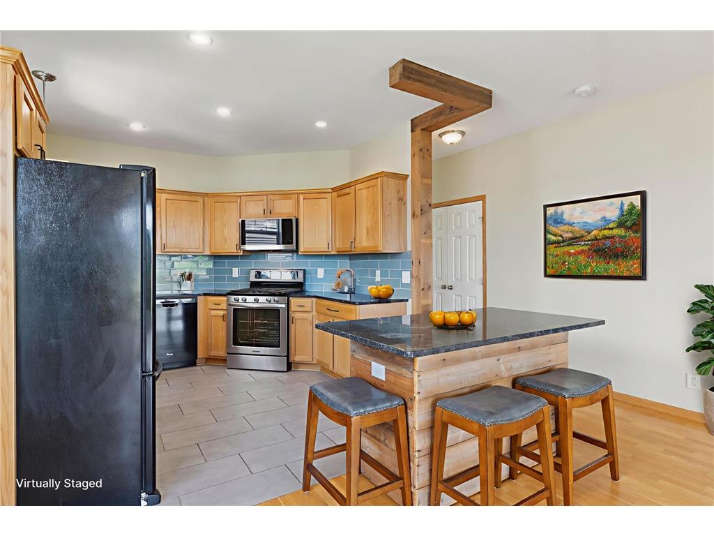 2065 Woodlynn Avenue Maplewood MN 55109 6769215 image6