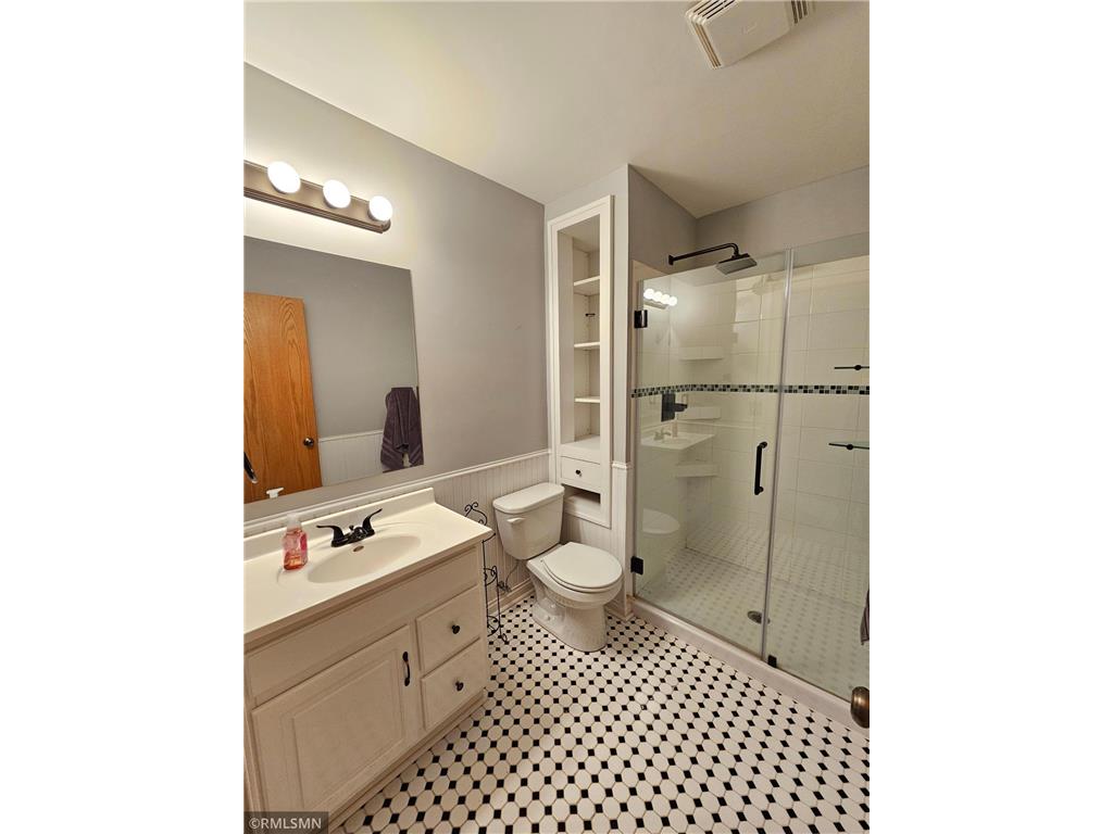 2065 Woodlynn Avenue Maplewood MN 55109 7016513 image22