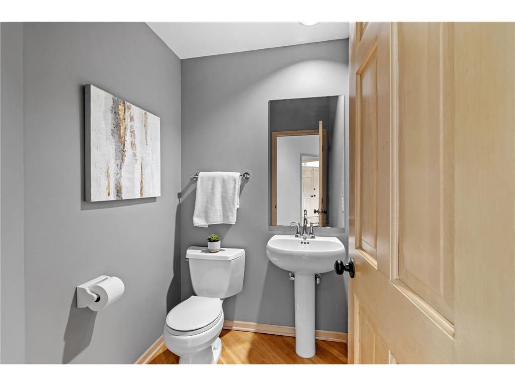 2065 Woodstone Court Victoria MN 55386 7088491 image27