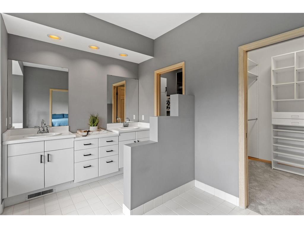 2065 Woodstone Court Victoria MN 55386 7088491 image35
