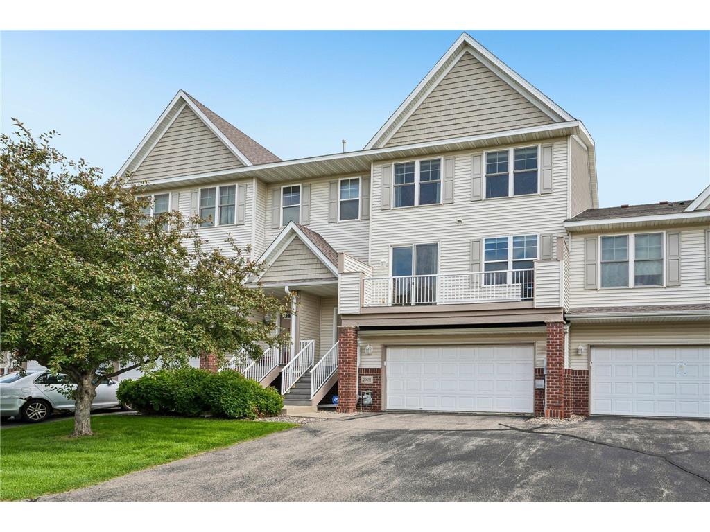 20651 Hampshire Way Lakeville MN 55044 7103526 image1