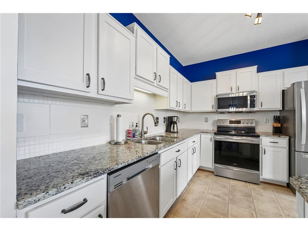 20651 Hampshire Way Lakeville MN 55044 7103526 image14