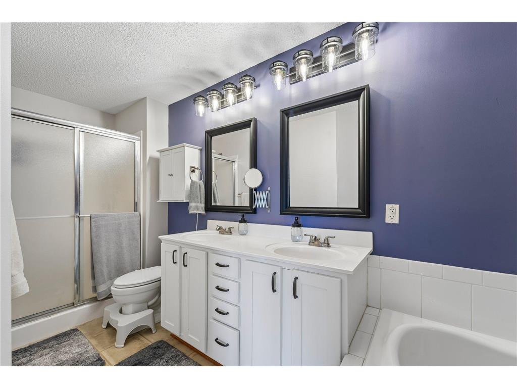 20651 Hampshire Way Lakeville MN 55044 7103526 image24