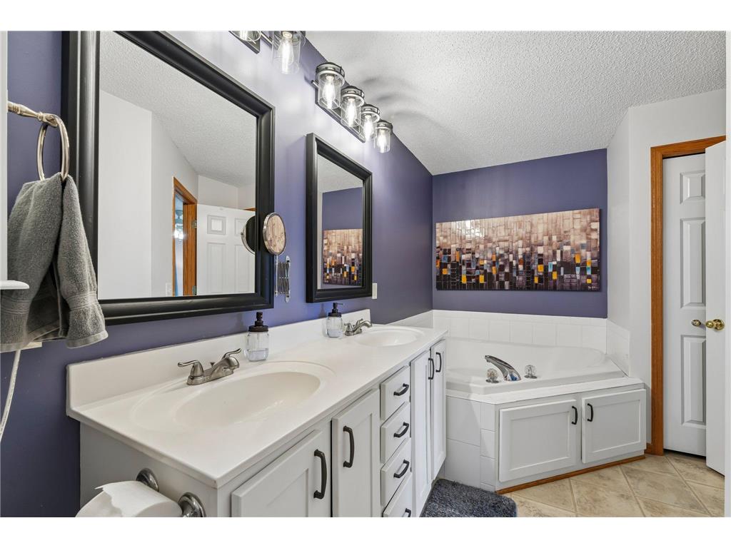 20651 Hampshire Way Lakeville MN 55044 7103526 image25