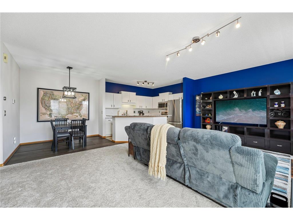 20651 Hampshire Way Lakeville MN 55044 7103526 image5