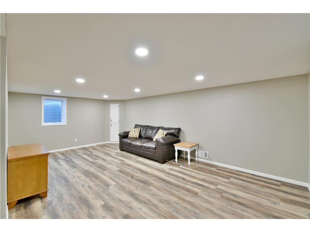 20658 State Highway 15 Saint Augusta MN 55353 6789249 image15