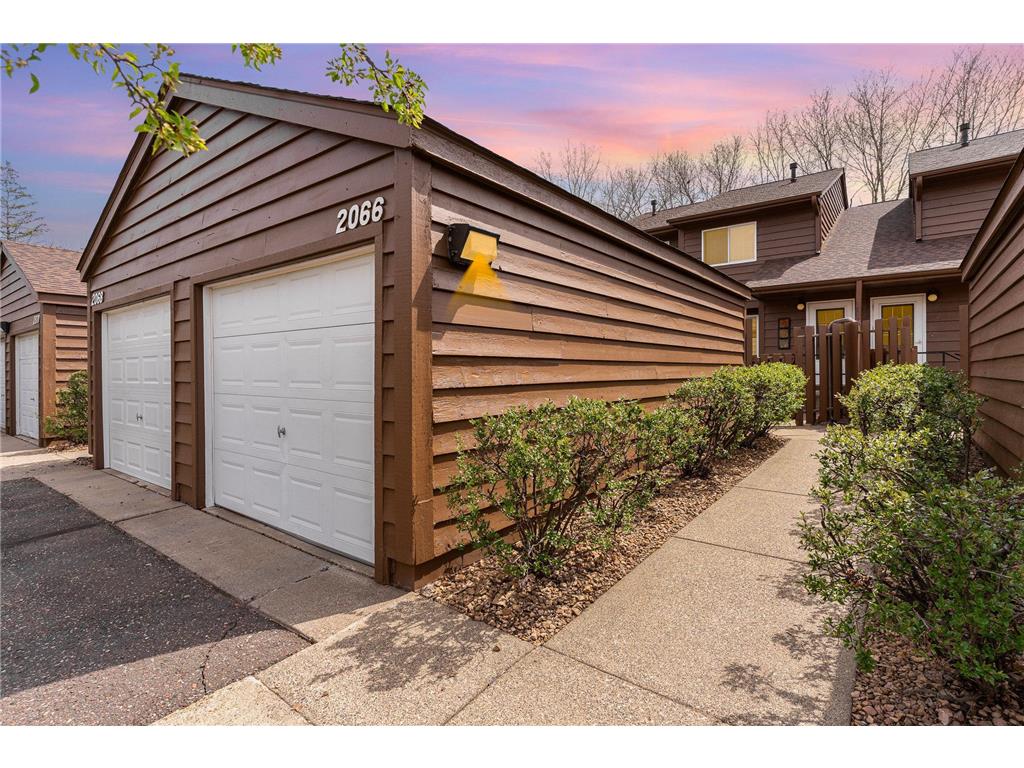 2066 11th Avenue E North Saint Paul MN 55109 6521890 image1