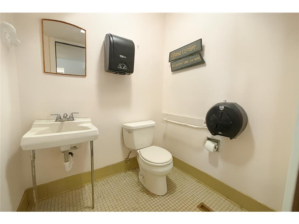 2066 College Way Fergus Falls MN 56537 7051324 image22