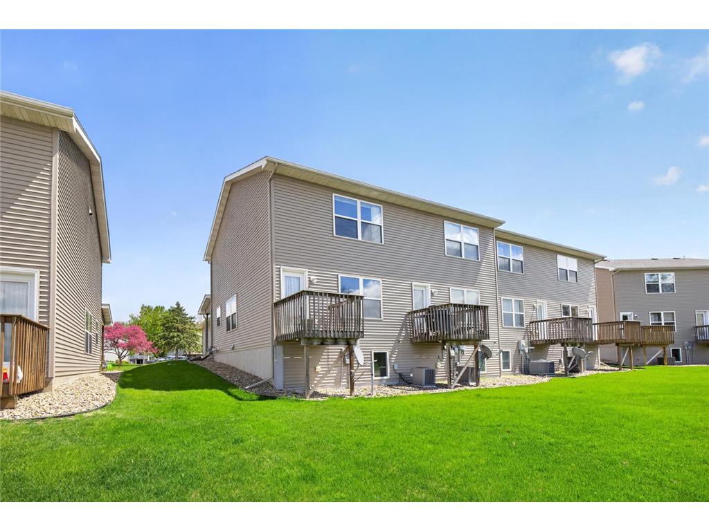 2067 26th Avenue NW Rochester MN 55901 7065105 image37