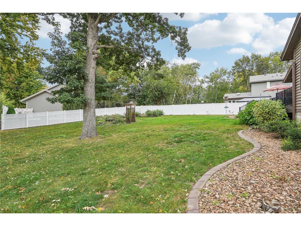 2067 Kings Road Eagan MN 55122 7067612 image3