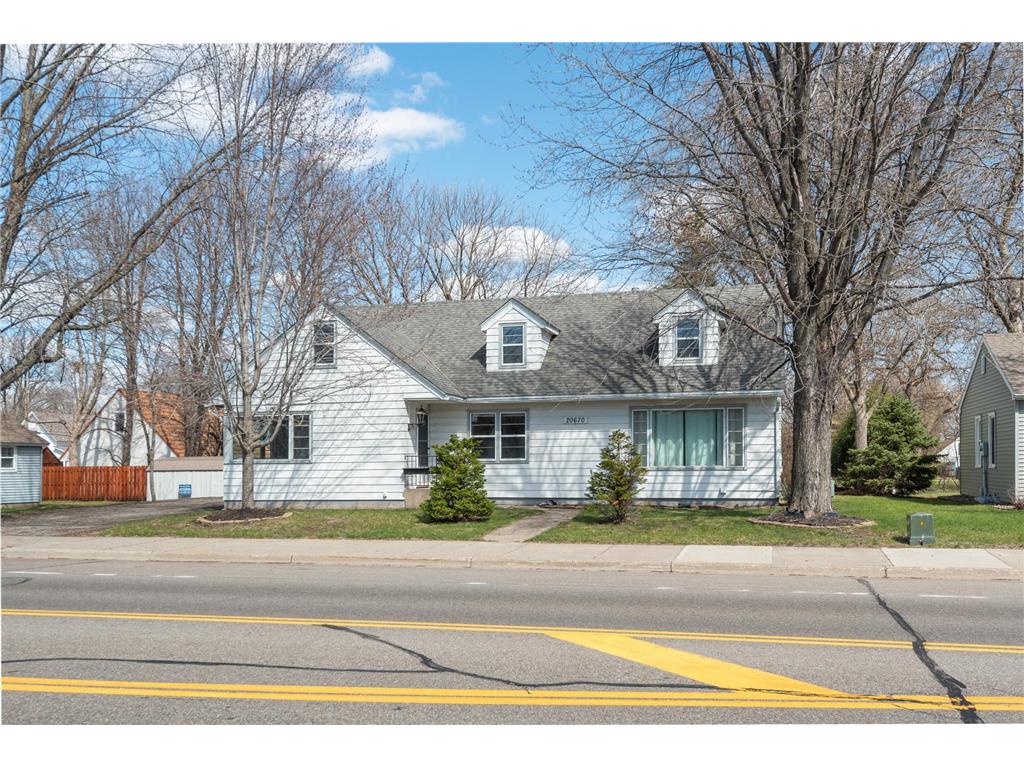 20670 Holyoke Avenue, Lakeville, MN, 55044 MLS 6373012 Edina Realty