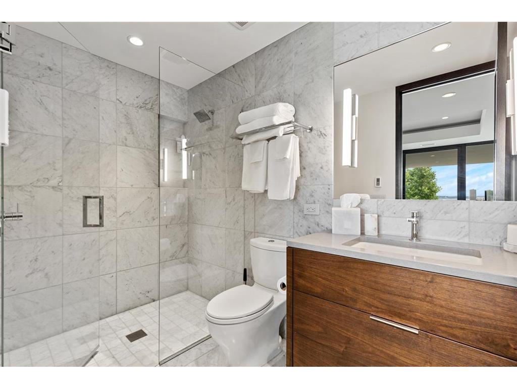 20670 Linwood Road Deephaven MN 55331 - Lake Minnetonka 6769887 image28