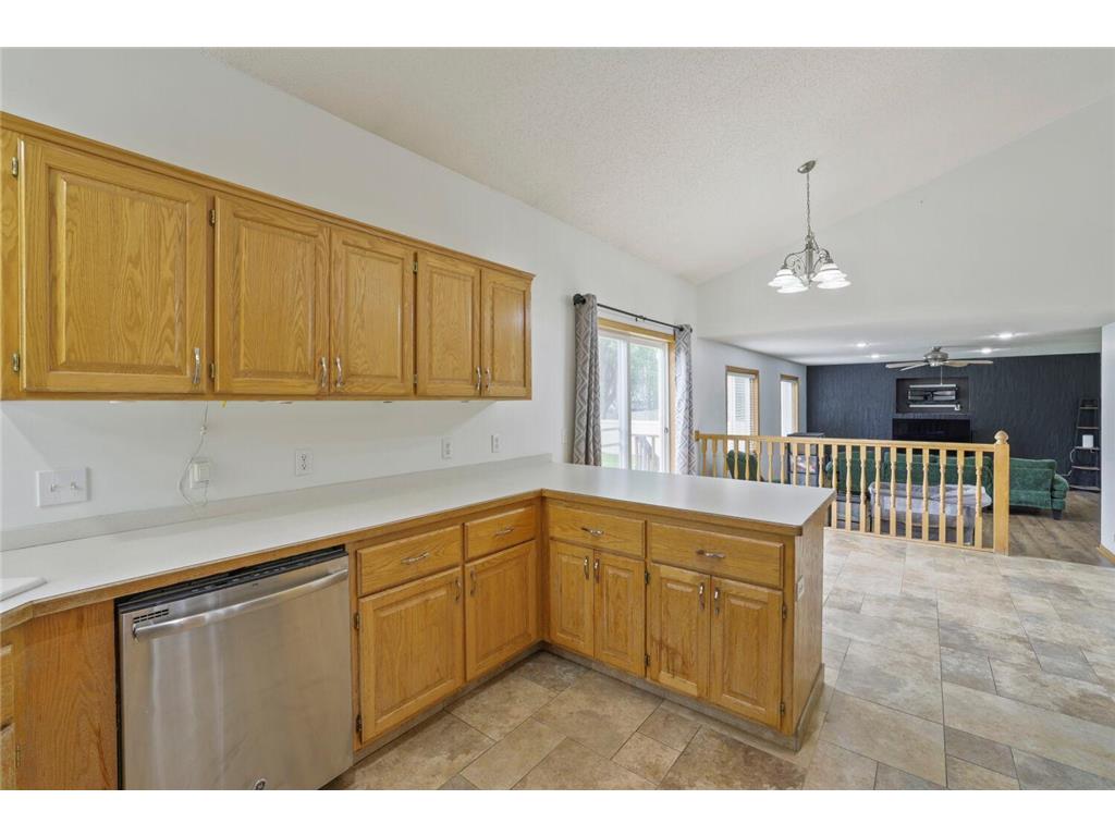 2068 124th Lane NW Coon Rapids MN 55448 7089368 image15