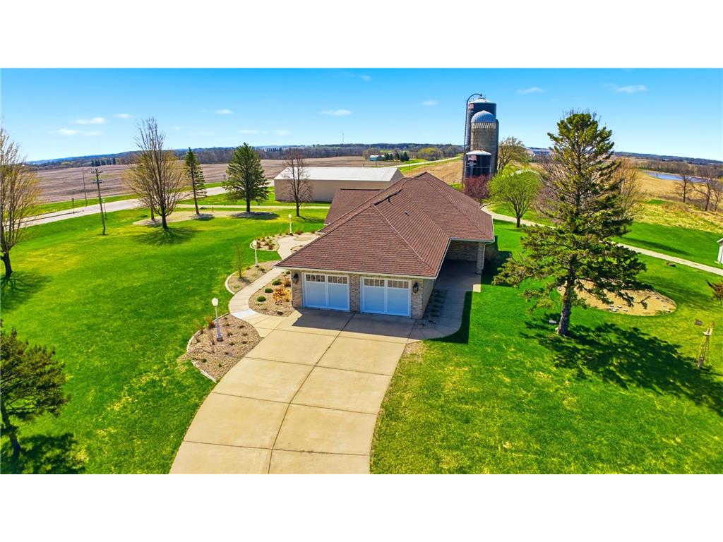 2068 Millersburg Blvd W Dundas MN 55019 7043607 image1