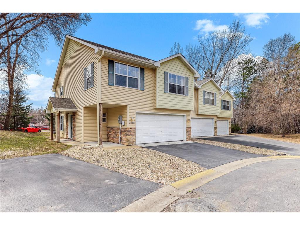 2068 Shryer Court E North Saint Paul MN 55109 7043017 image1