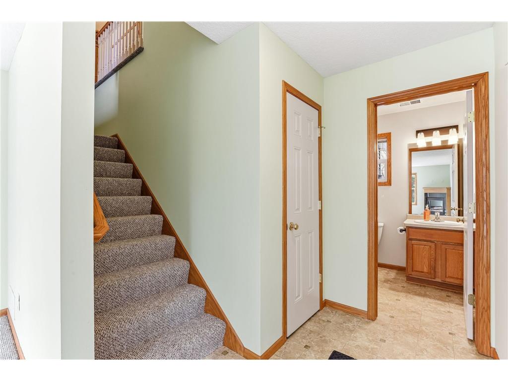2068 Shryer Court E North Saint Paul MN 55109 7043017 image13