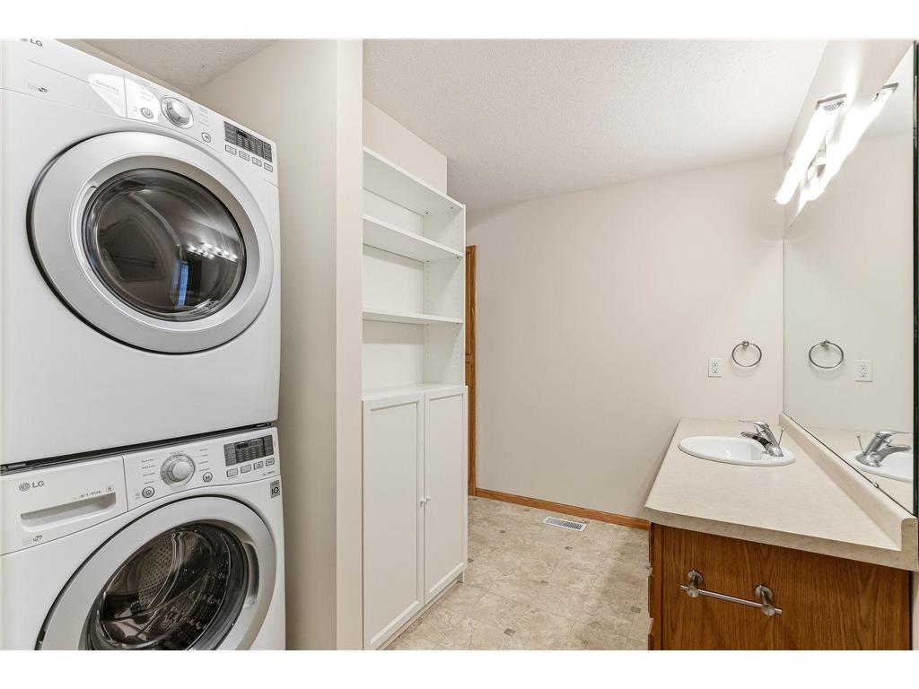 2068 Shryer Court E North Saint Paul MN 55109 7043017 image18