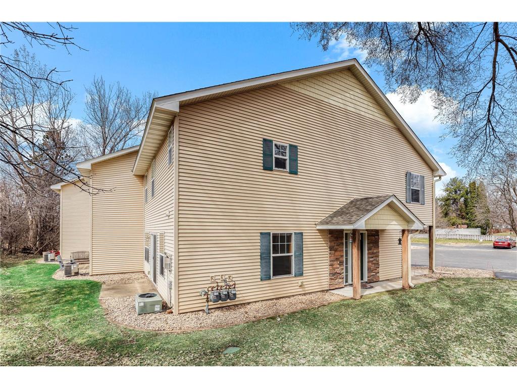 2068 Shryer Court E North Saint Paul MN 55109 7043017 image2