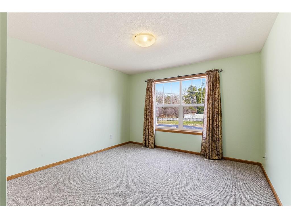 2068 Shryer Court E North Saint Paul MN 55109 7043017 image22