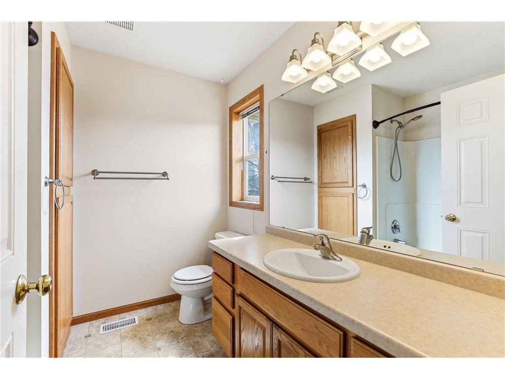 2068 Shryer Court E North Saint Paul MN 55109 7043017 image28
