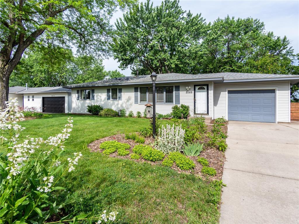 2069 Bluestone Lane, Eagan, MN, 55122 MLS 6385189 Edina Realty