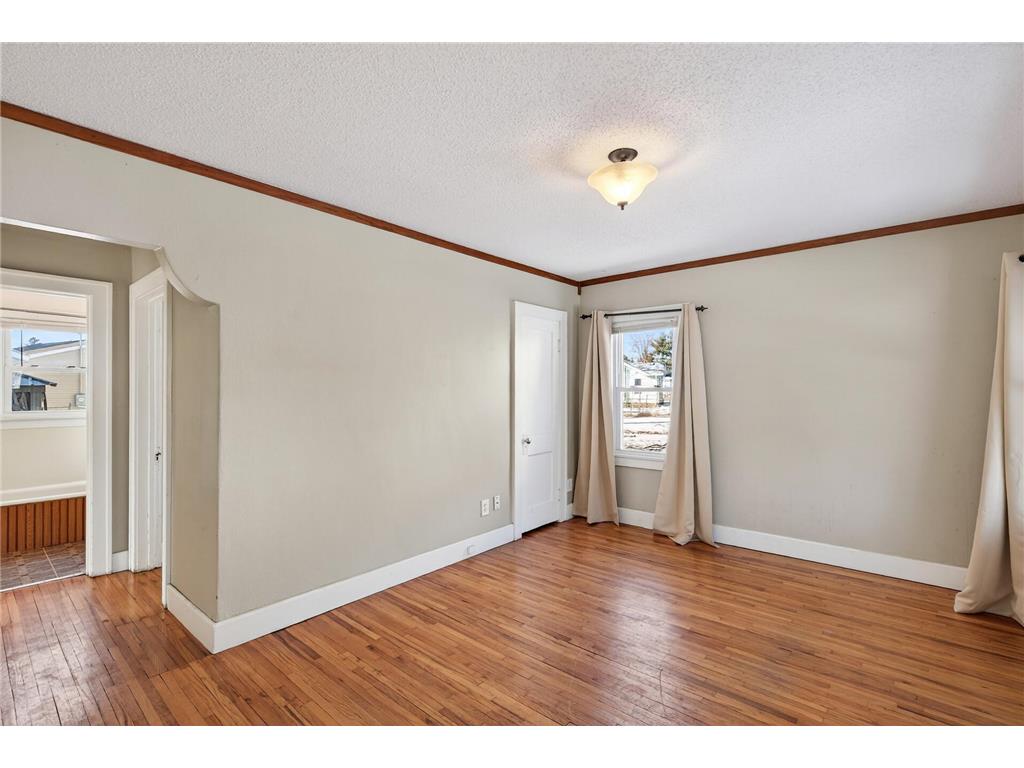 2069 Manitou Avenue Saint Paul MN 55119 7012243 image4
