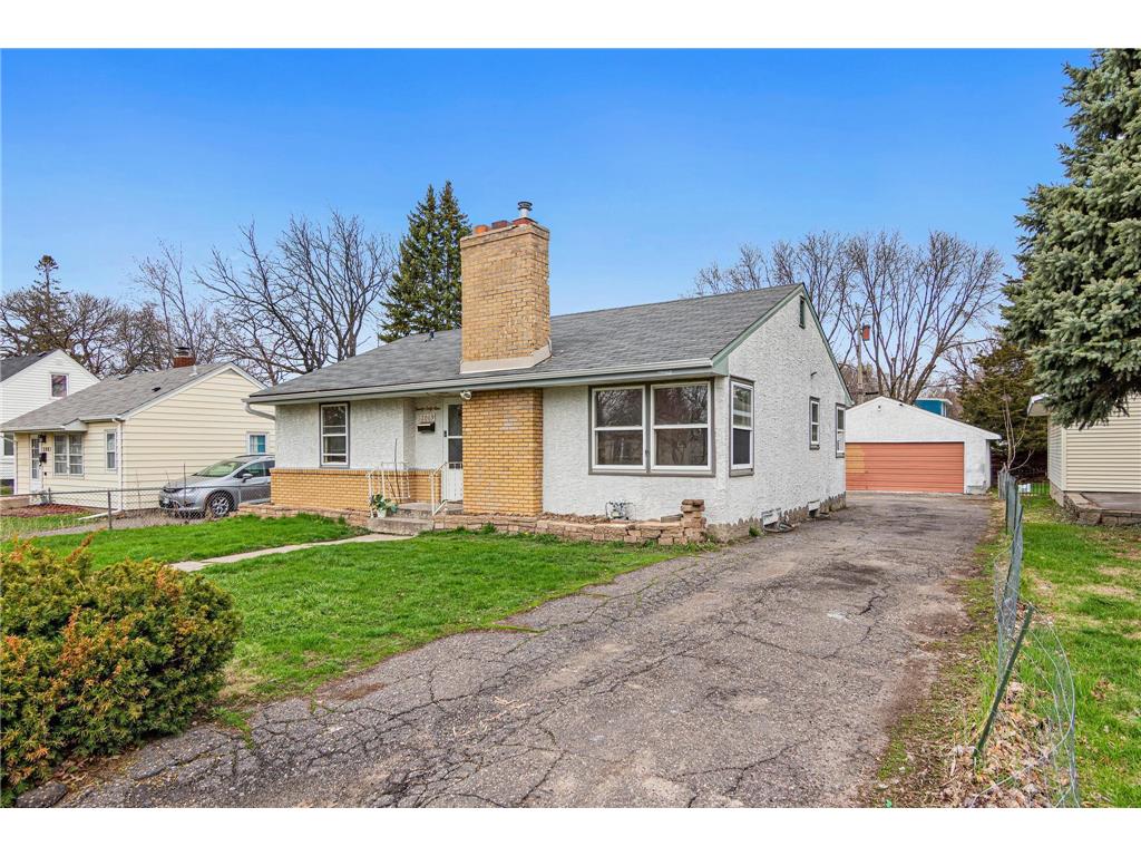 2069 Sherwood Avenue Saint Paul MN 55119 6331975 image1