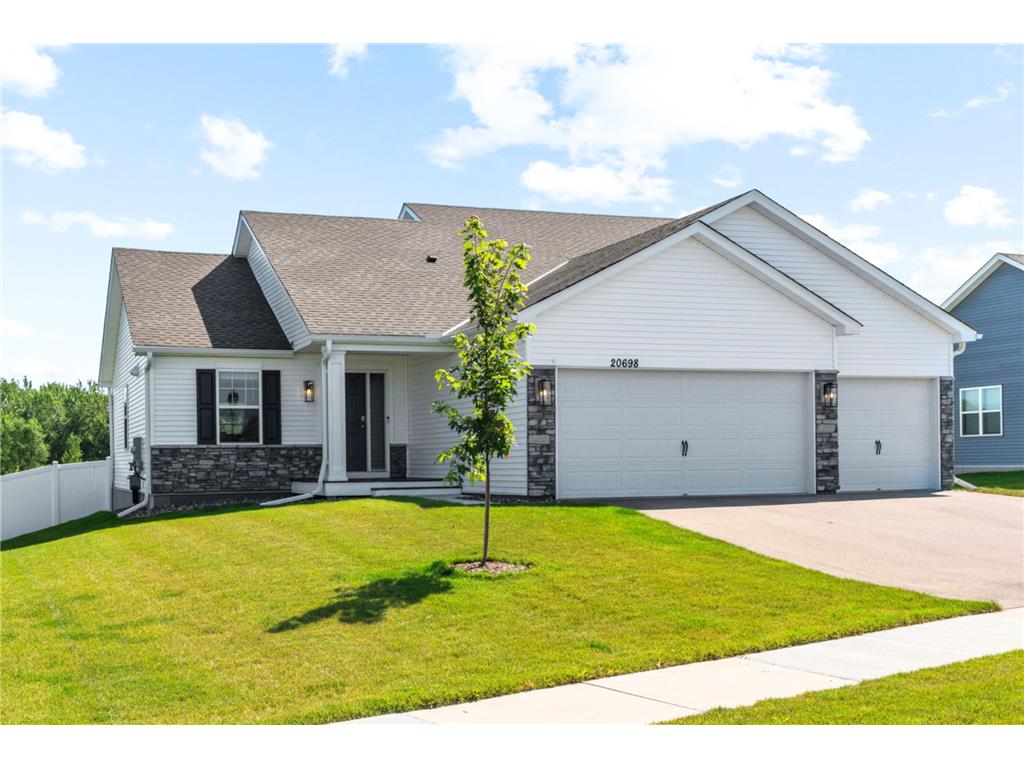 20698 Glade Avenue Lakeville MN 55044 6567952 image1