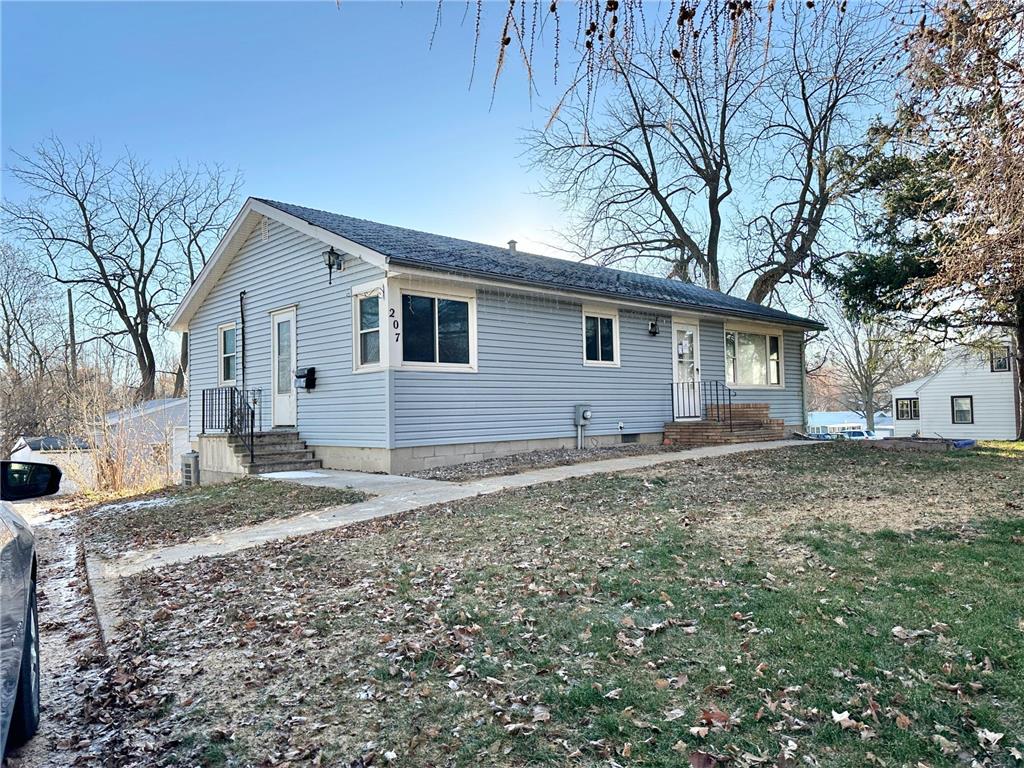 207 11th Street SE Waseca MN 56093 6466735 image1