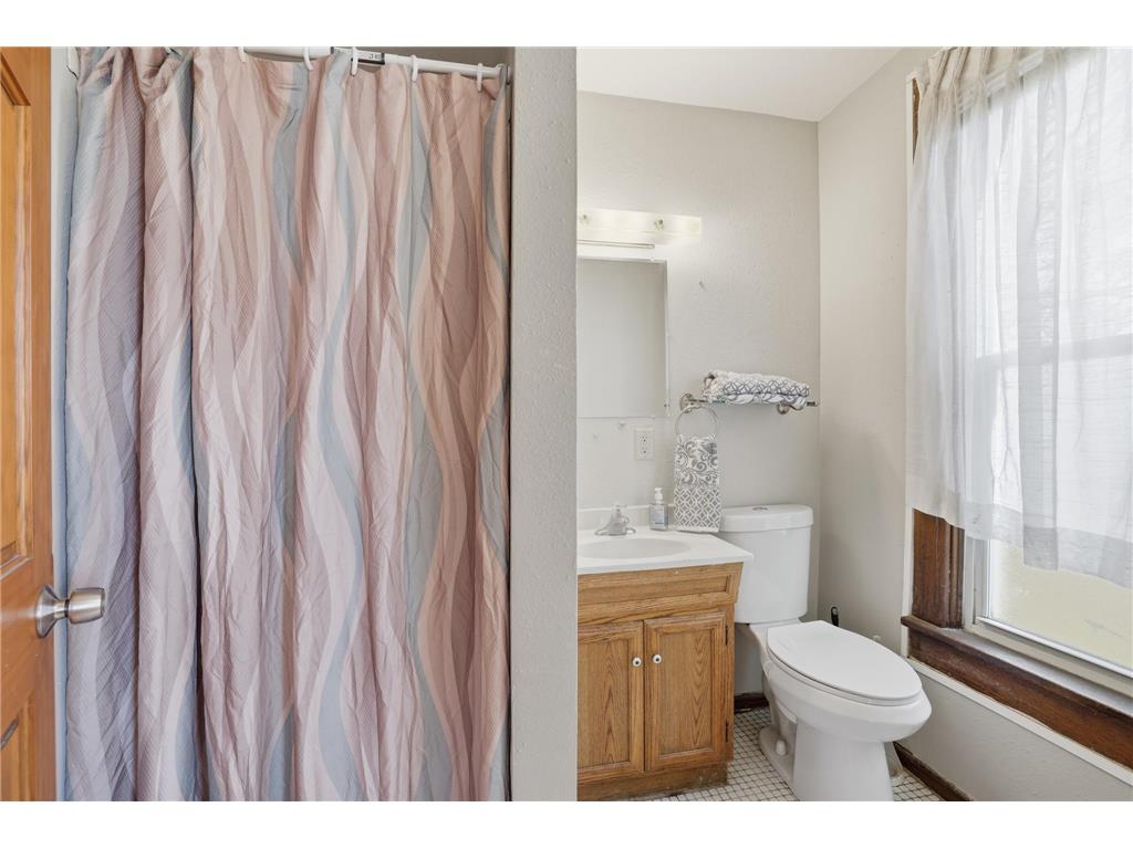 207 12th Avenue W Menomonie WI 54751 6812743 image11