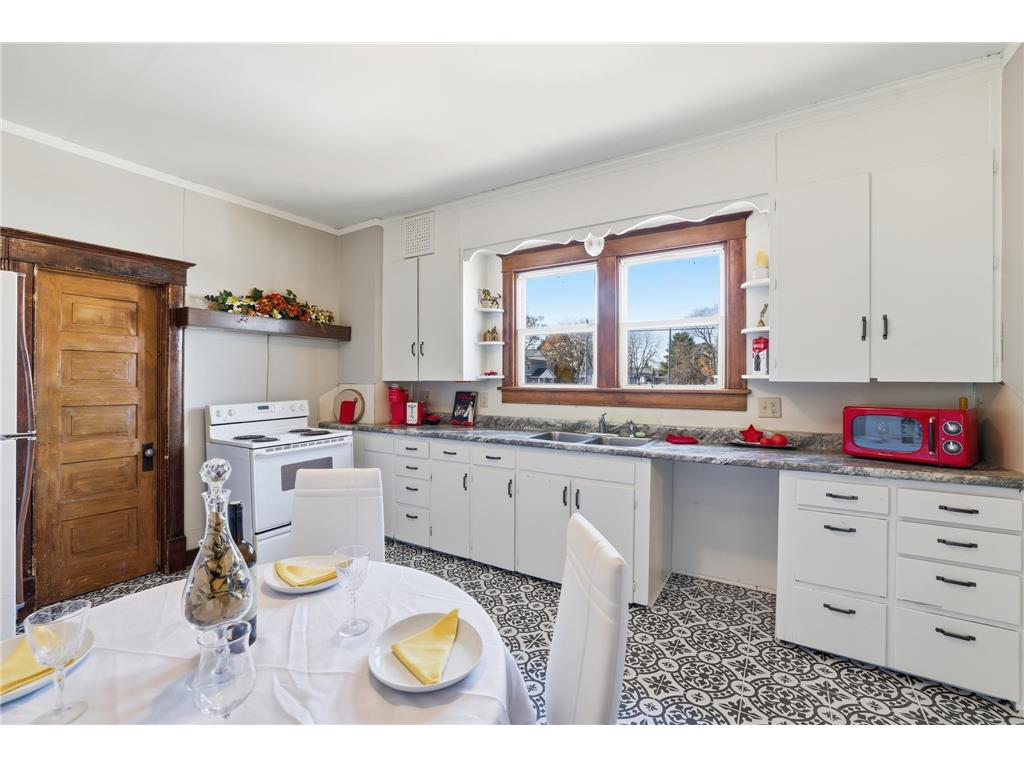 207 12th Avenue W Menomonie WI 54751 6812743 image14