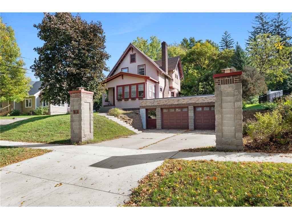 207 1st Street N, Cannon Falls, MN, 55009 MLS 6438981 Edina Realty