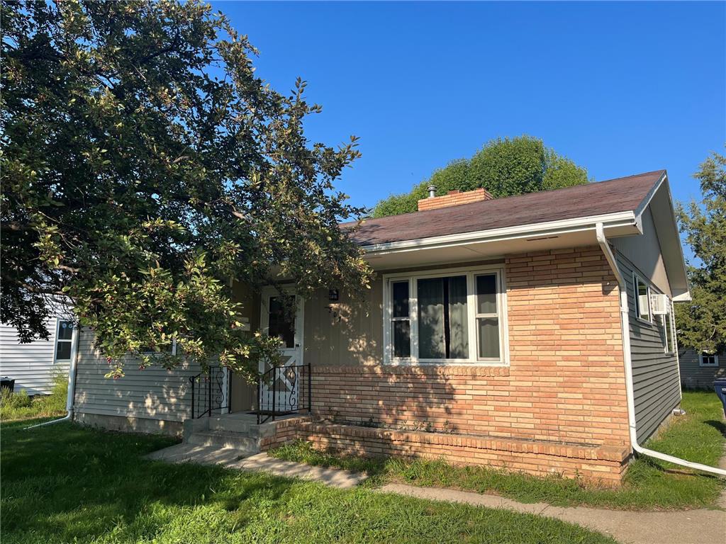 207 20th Street S, Benson, MN, 56215 MLS 6407007 Edina Realty