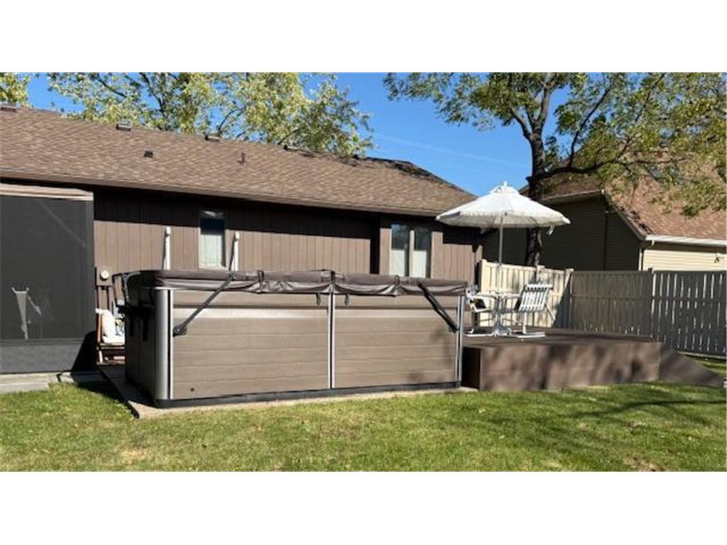 207 2nd Street NW Freeport MN 56331 6802139 image10