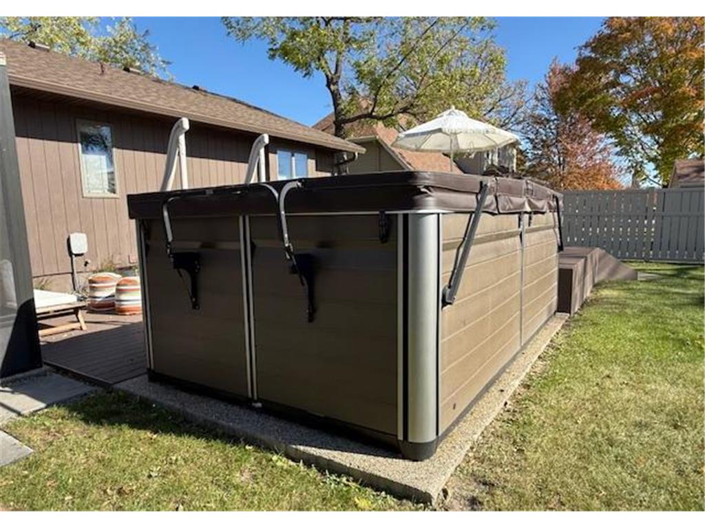 207 2nd Street NW Freeport MN 56331 6802139 image11