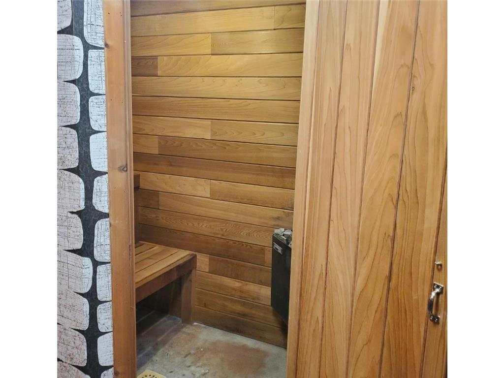 207 2nd Street NW Freeport MN 56331 6802139 image81