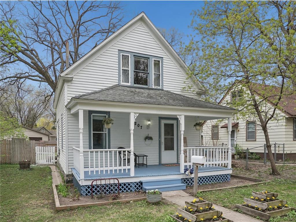 207 3rd Avenue NE Saint Cloud MN 56304 7040026 image1