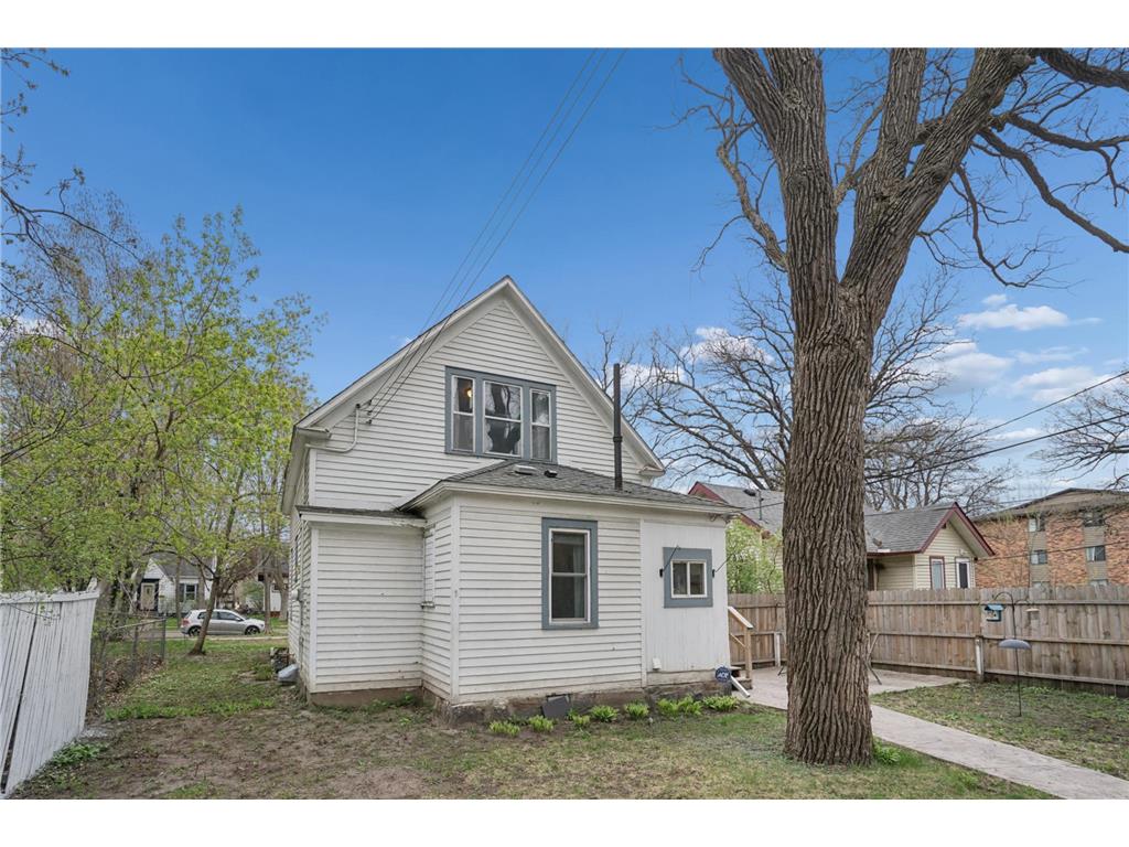 207 3rd Avenue NE Saint Cloud MN 56304 7040026 image18