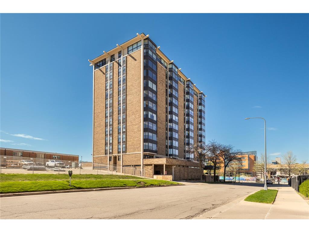 207 5th Avenue SW #802 Rochester MN 55902 6762664 image2