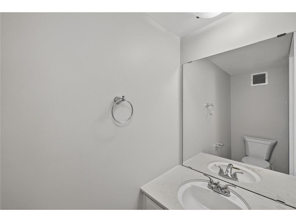 207 5th Avenue SW #902 Rochester MN 55902 6822035 image21