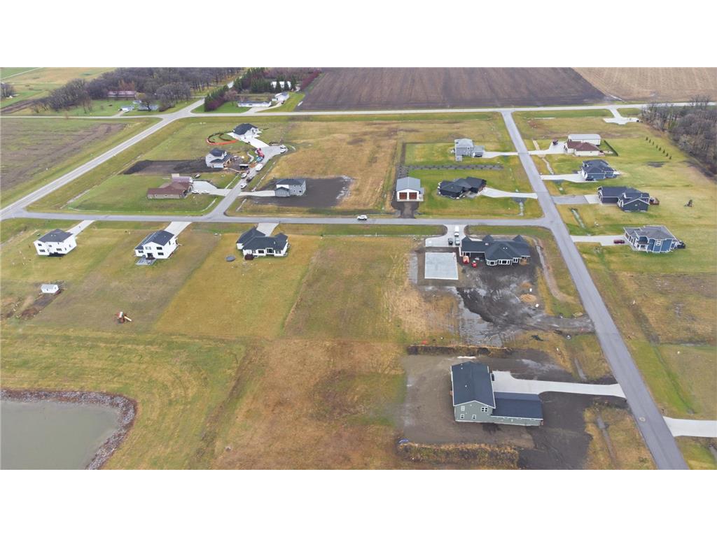 207 69th Avenue NW Moorhead MN 56560 7064986 image7